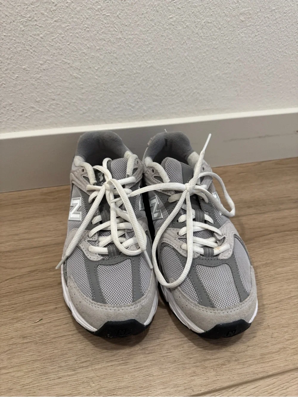 New Balance 530 Gray and White Sneakers